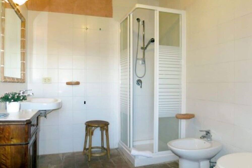 Photo of Bathroom in Orvieto