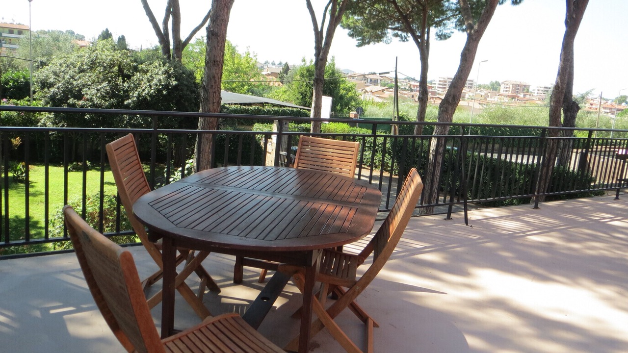 Photo of Patio Balcony in Zona XXV Vallerano