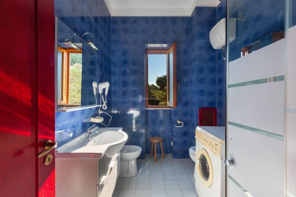 Photo of Bathroom in Acaya