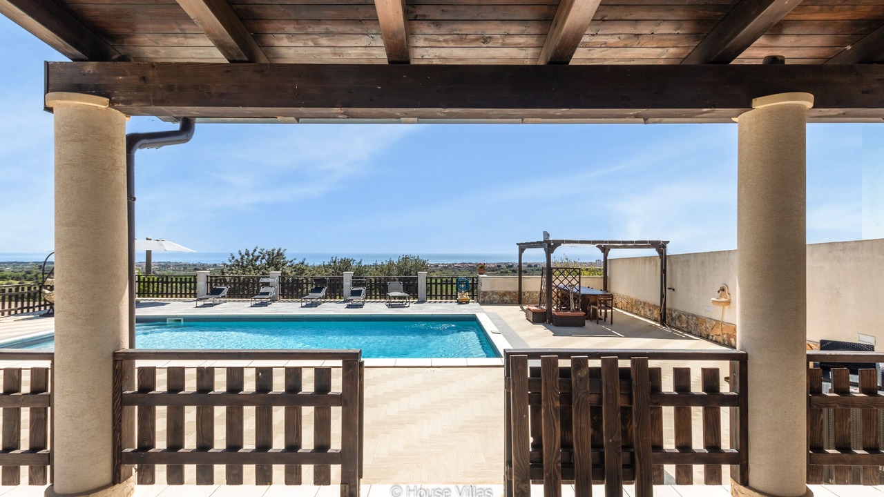 Photo of Outdoor in Avola
