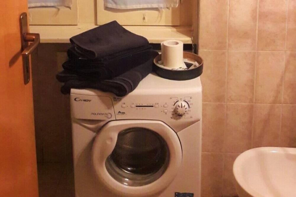 Photo of Bathroom in Ripa