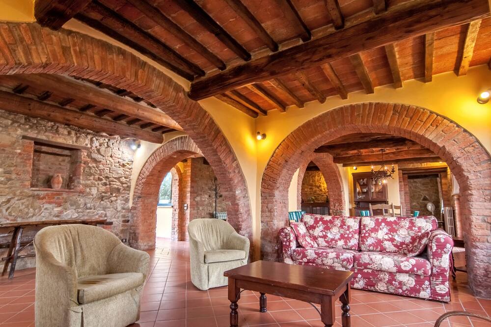 Photo of Livingroom in Paciano
