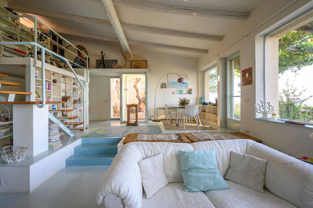 Photo of Livingroom in Porto Santo Stefano