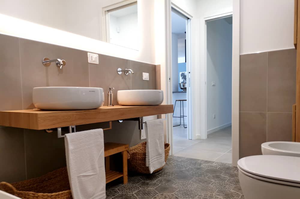 Photo of Bathroom in Laureto