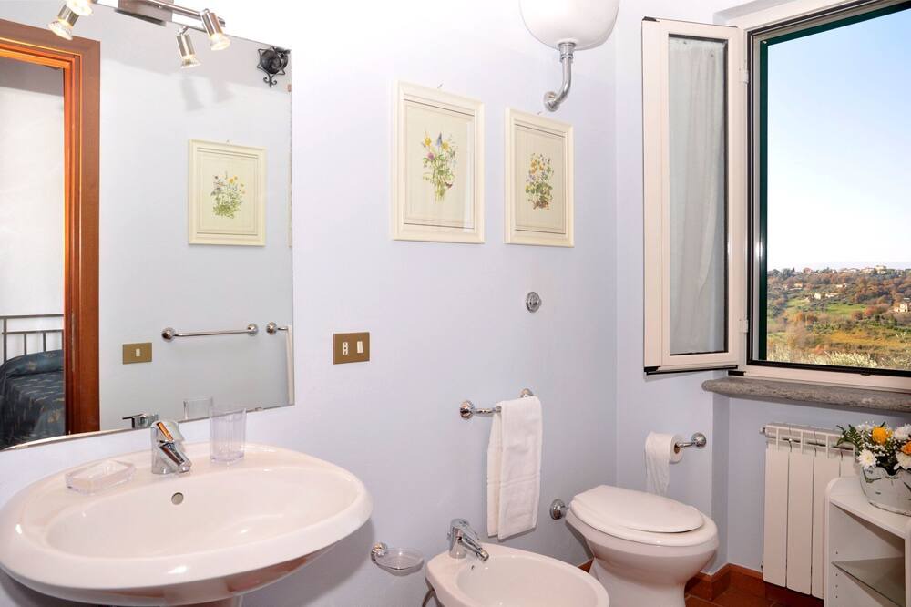 Photo of Bathroom in Magliano Sabina