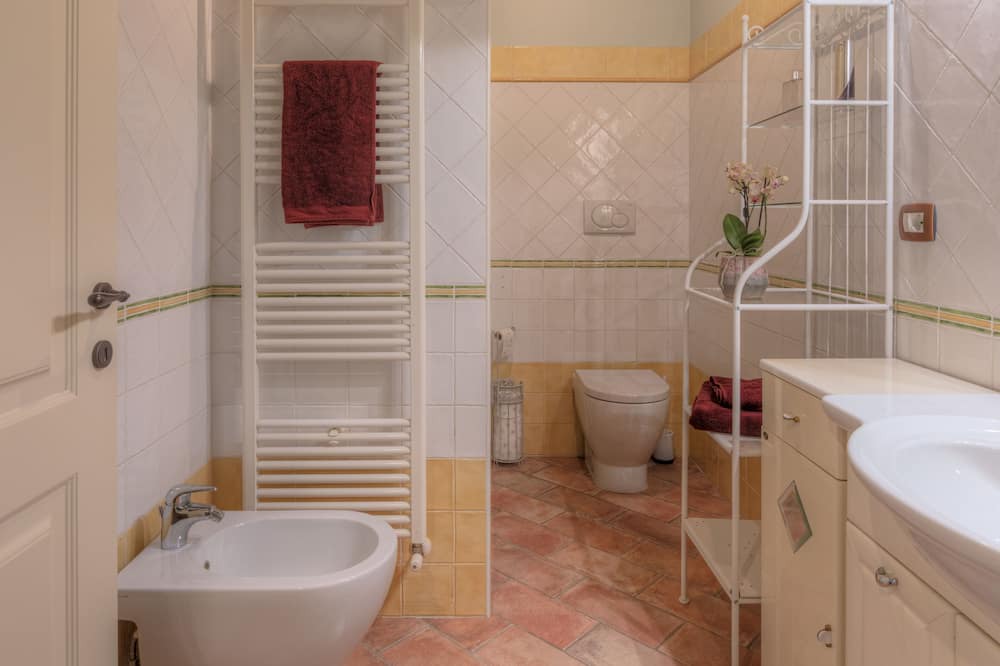 Photo of Bathroom in Collesanto