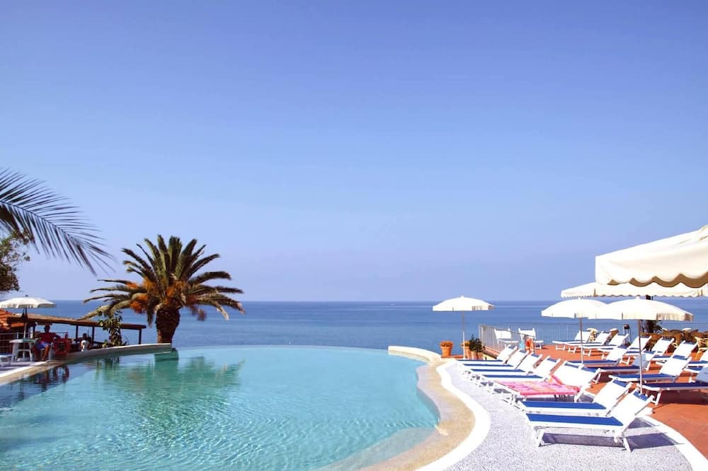 Photo of Outdoor in Caprioli