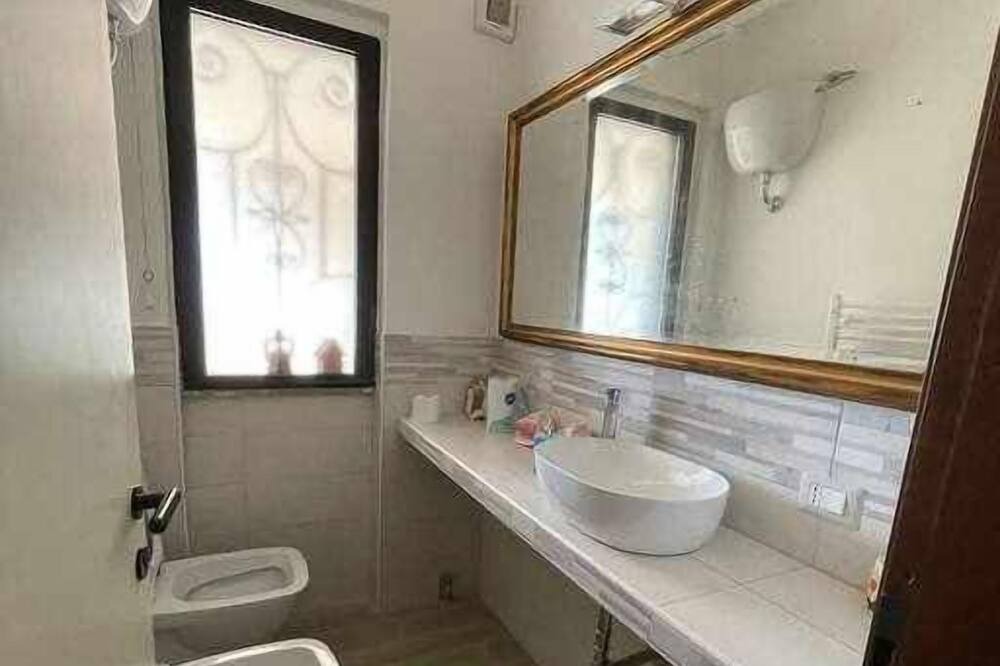 Photo of Bathroom in Tarquinia