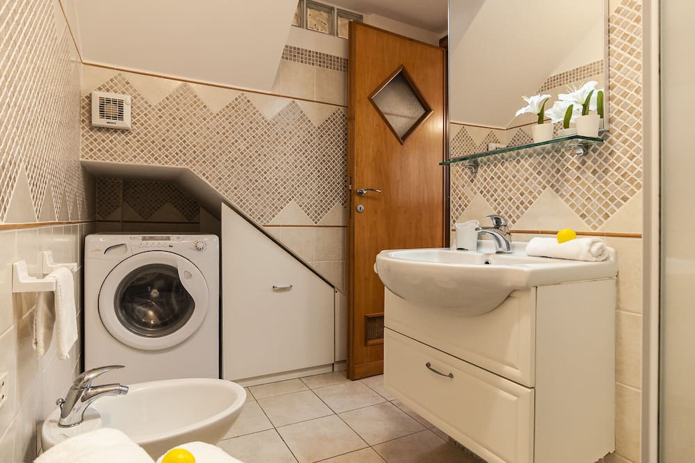 Photo of Bathroom in Sperlonga