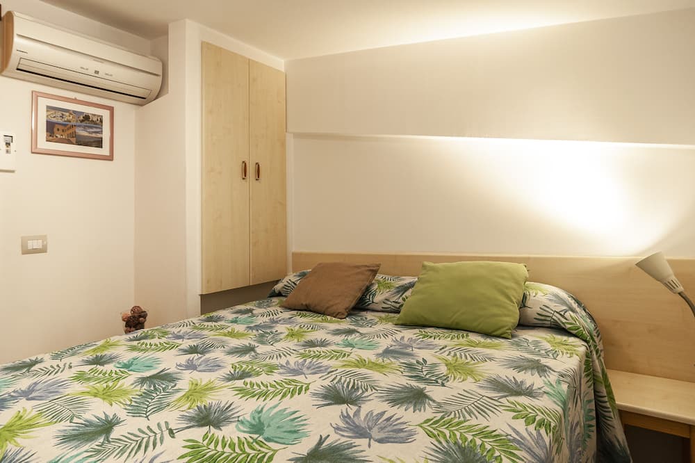 Photo of Bedroom in Sperlonga