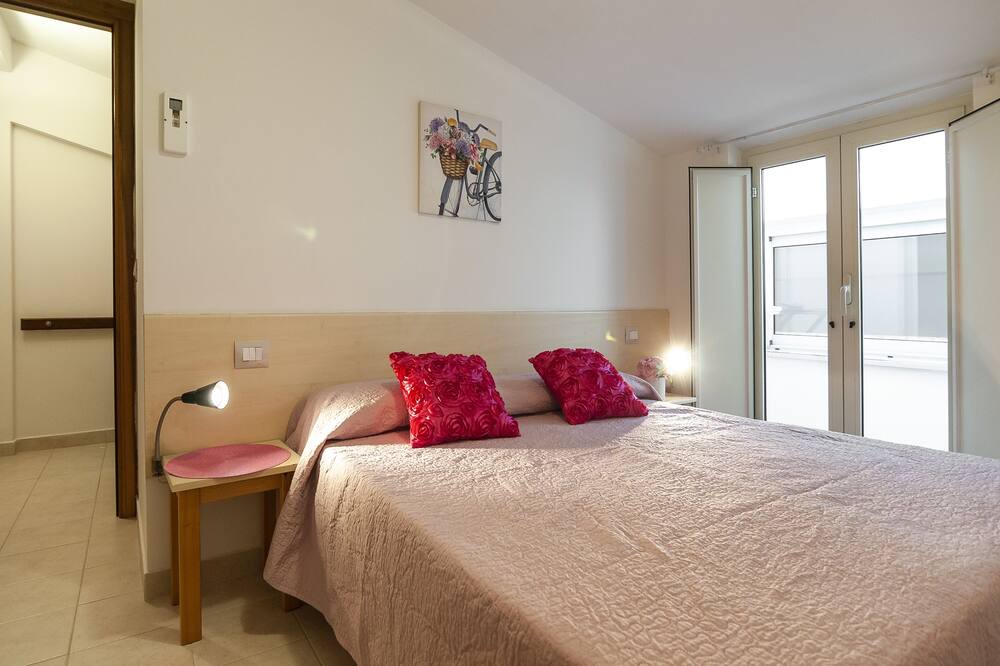 Photo of Bedroom in Sperlonga