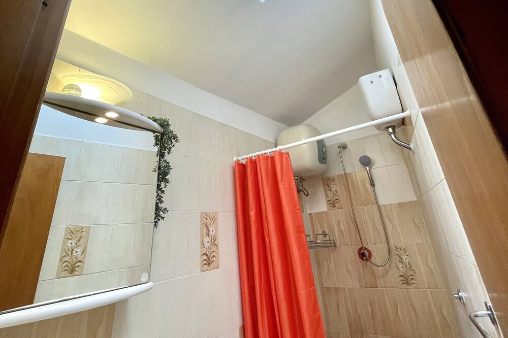 Photo of Bathroom in Montemerano