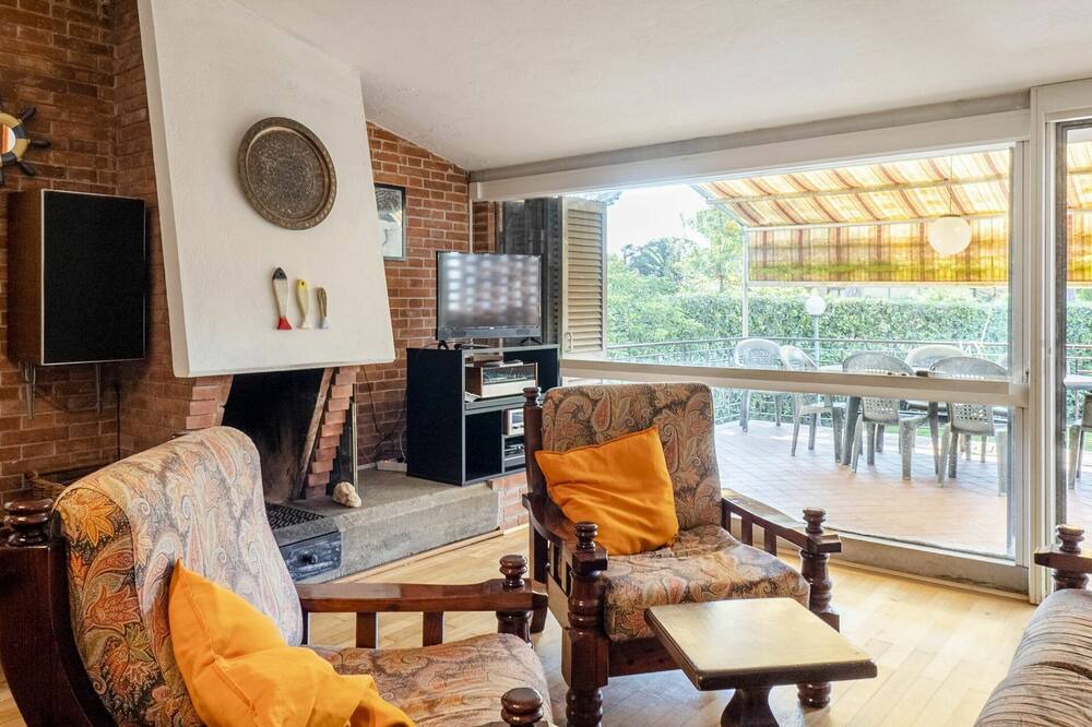 Photo of Bedroom in Latina Lido