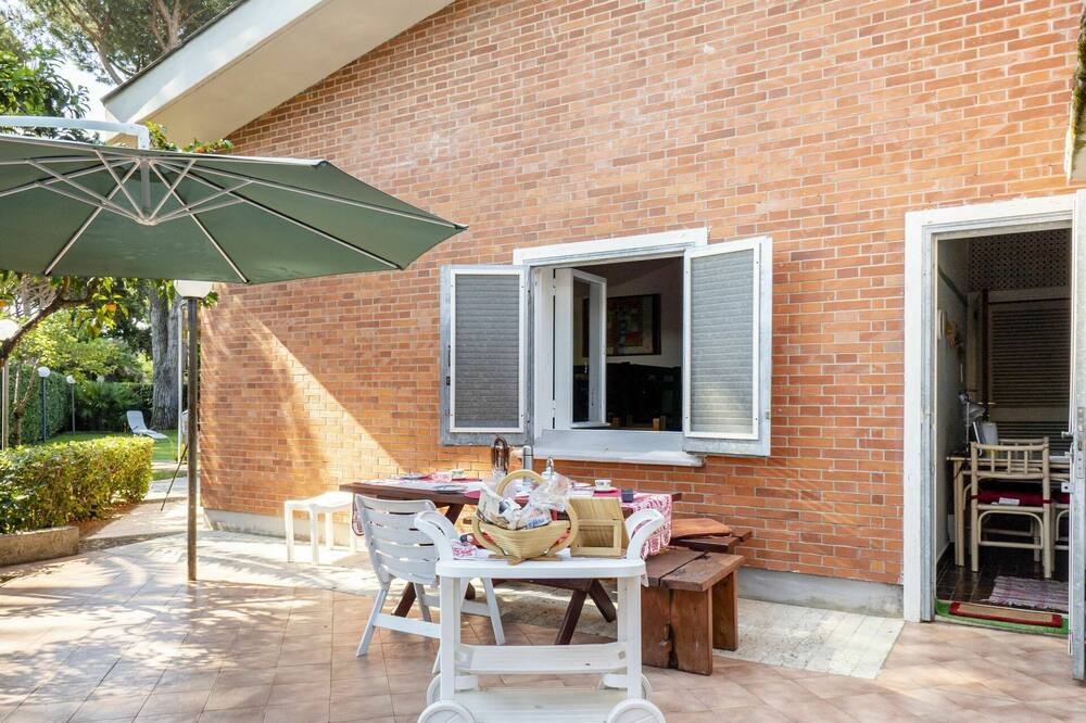 Photo of Outdoor in Latina Lido