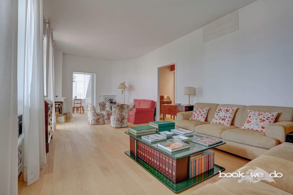 Photo of Livingroom in Parioli