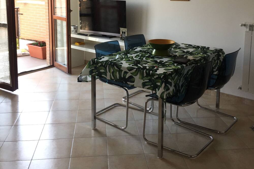Photo of Livingroom in Mentana