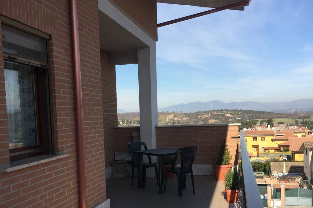 Photo of Patio Balcony in Mentana