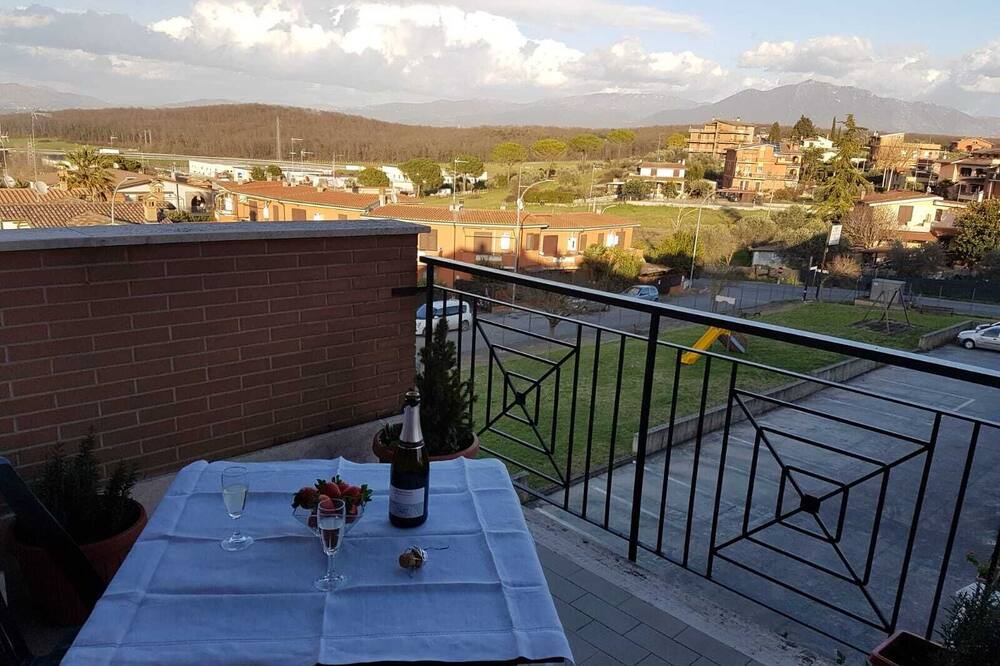 Photo of Patio Balcony in Mentana