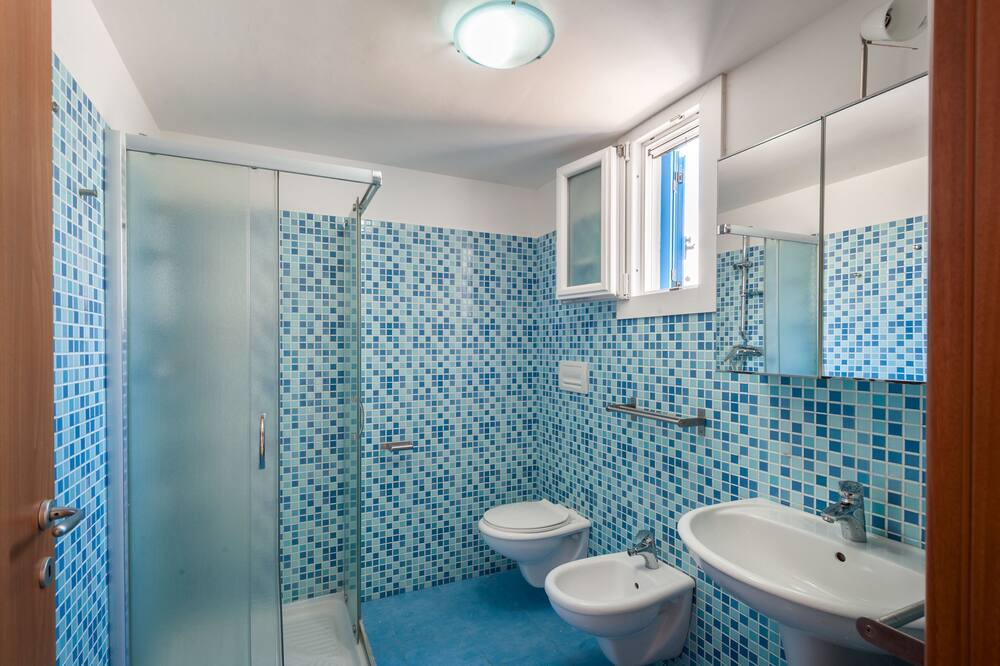 Photo of Bathroom in Posto Rosso