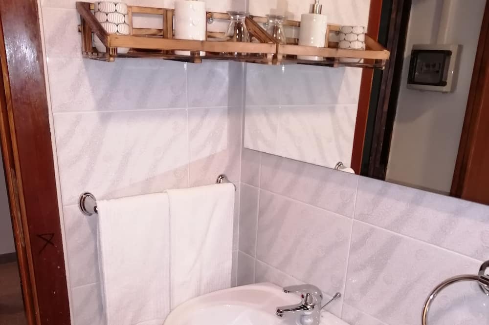 Photo of Bathroom in Norma