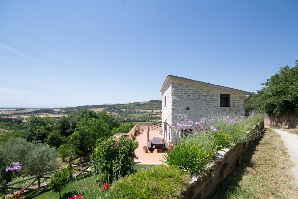 Photo of Outdoor in Tarquinia