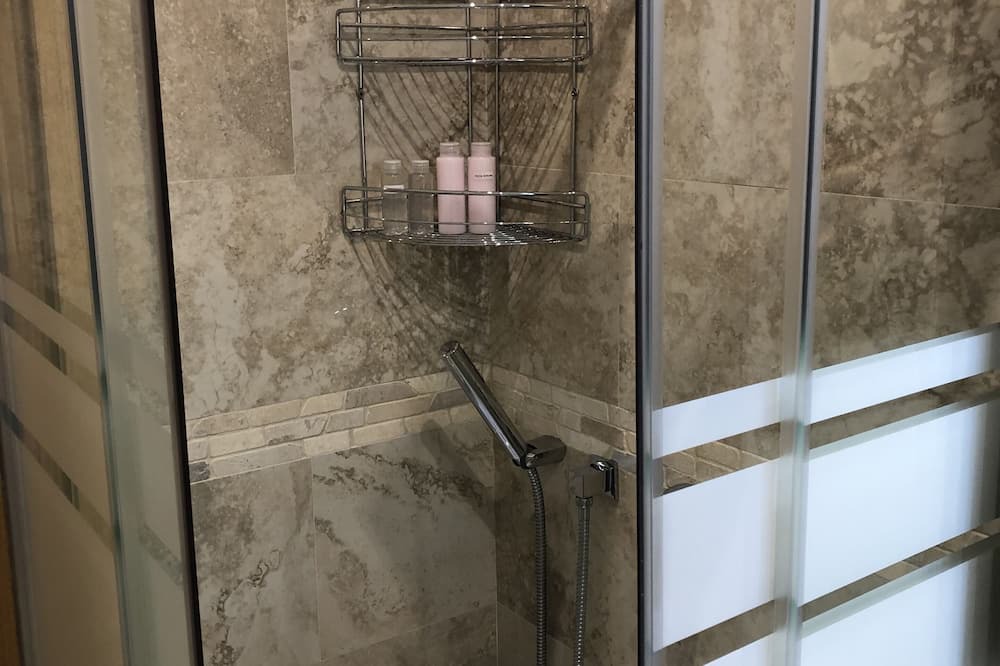 Photo of Bathroom in Quartiere XXII Collatino