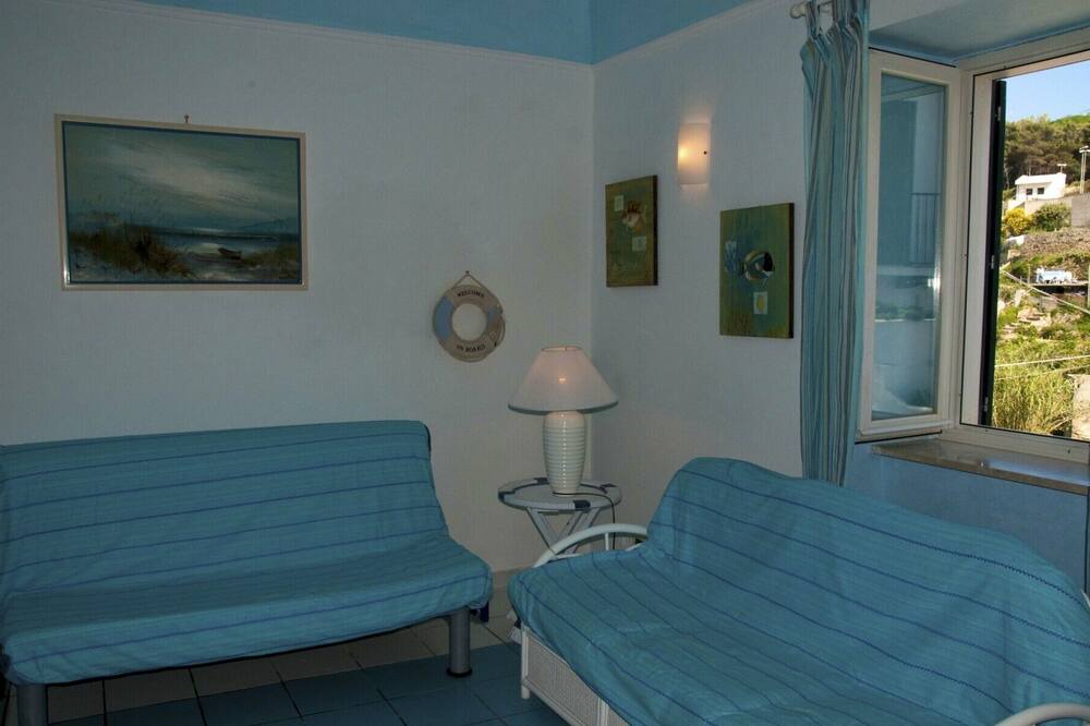 Photo of Livingroom in Ponza