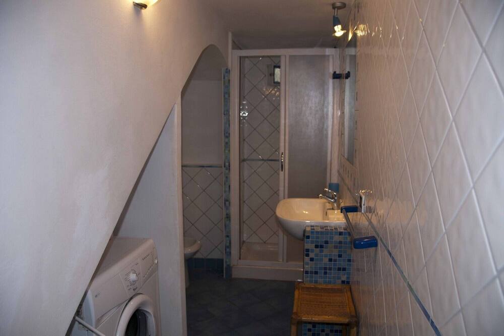 Photo of Bathroom in Ponza