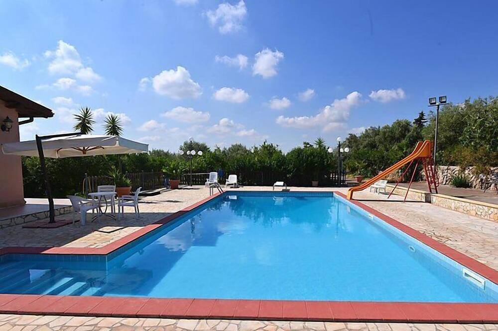 Photo of Outdoor in Solarino