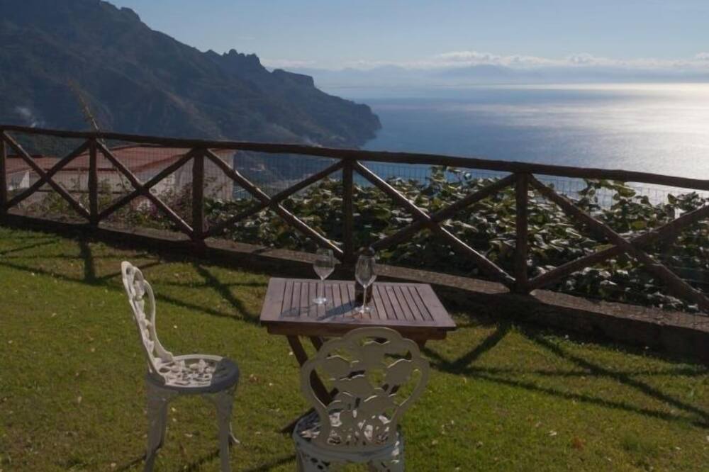 Photo of Patio Balcony in Scala