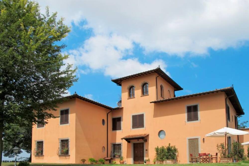 Photo of Outdoor in Stabbia