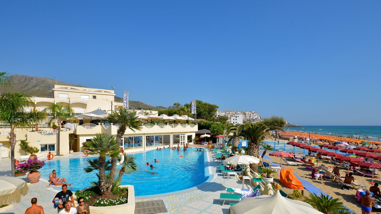 Photo of Others in Sperlonga