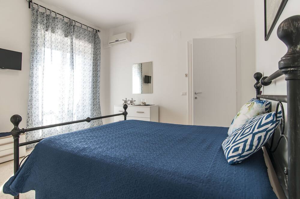 Photo of Bedroom in Sperlonga