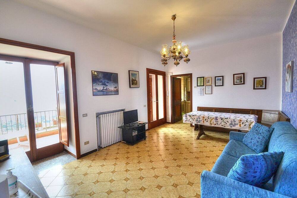 Photo of Livingroom in Scala