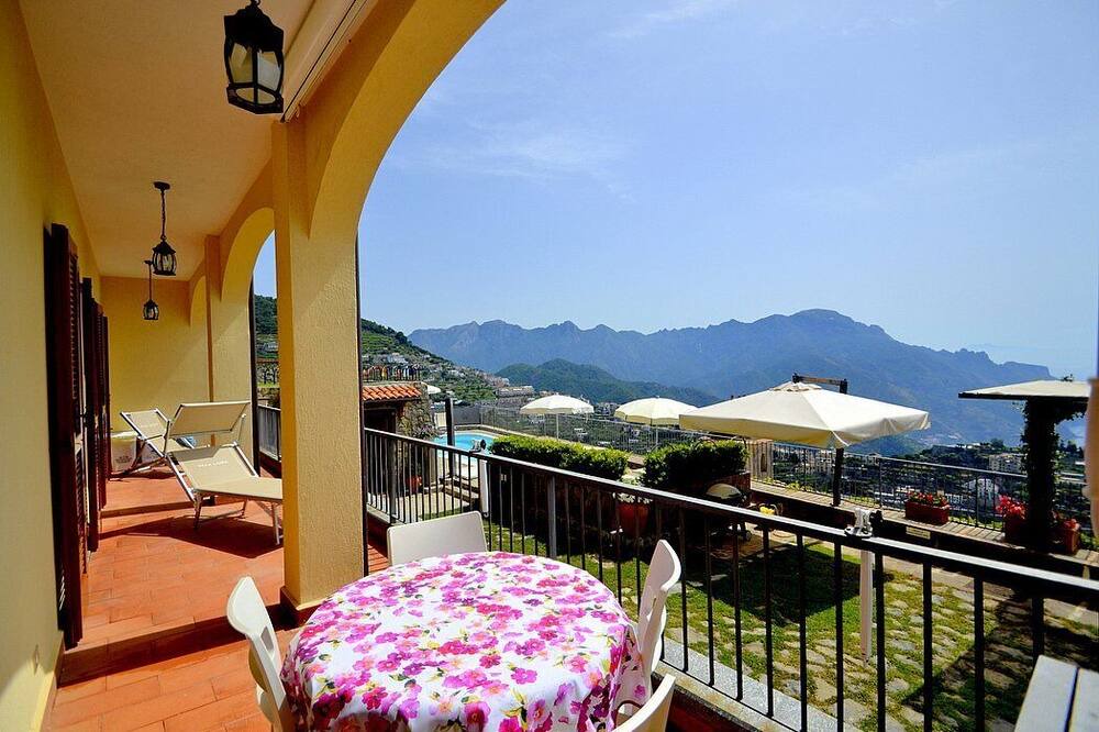 Photo of Patio Balcony in Scala