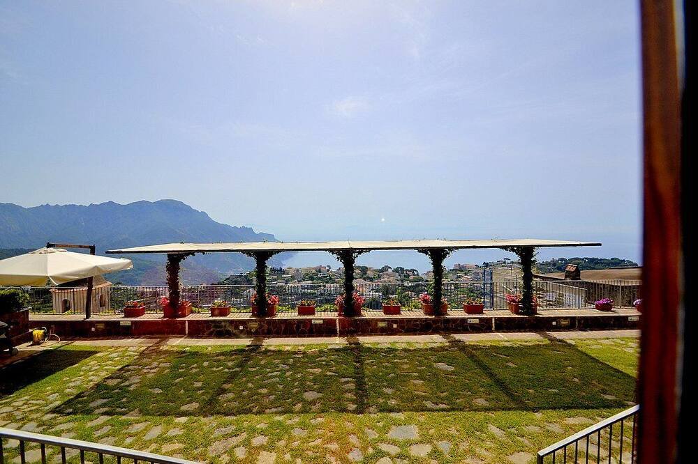 Photo of Patio Balcony in Scala