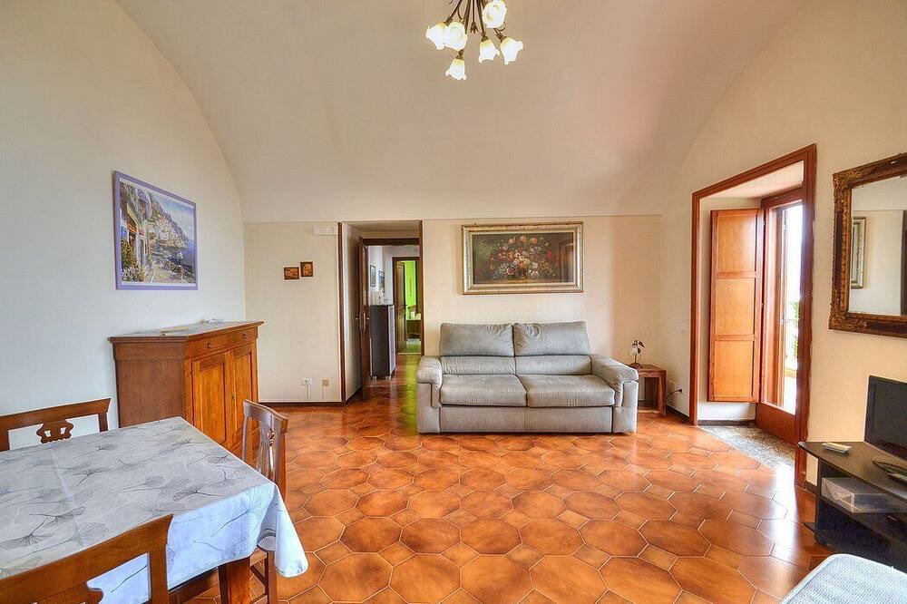 Photo of Livingroom in Scala