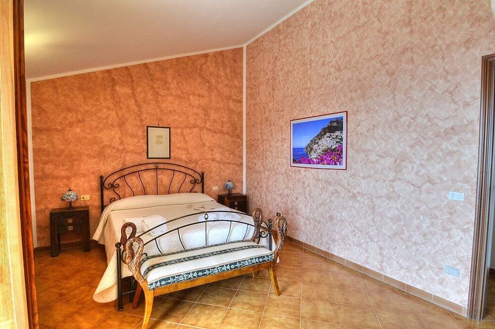Photo of Bedroom in Scala