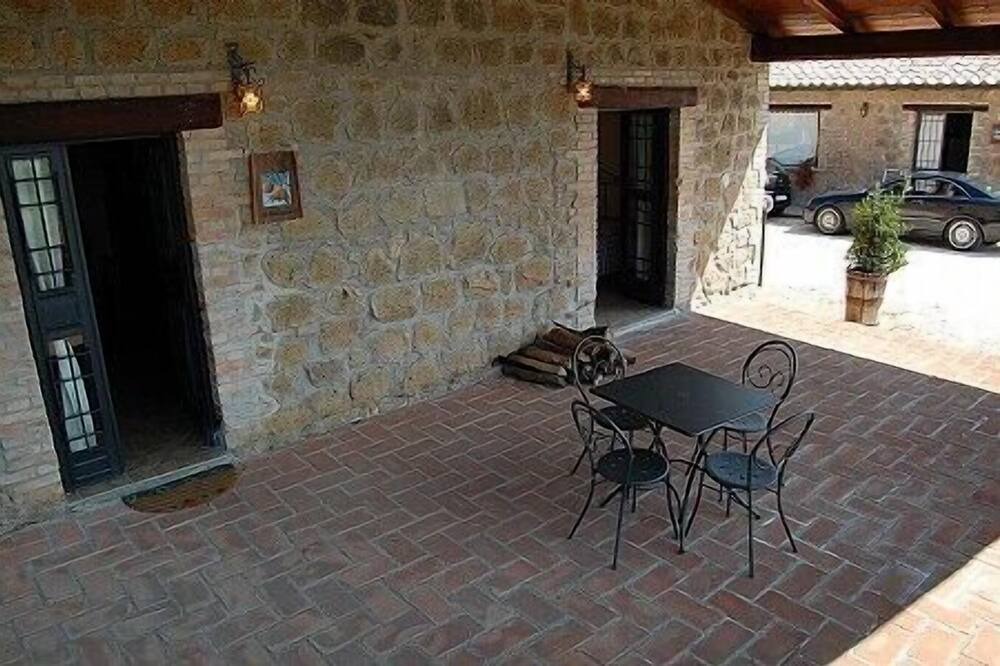 Photo of Patio Balcony in Tarano