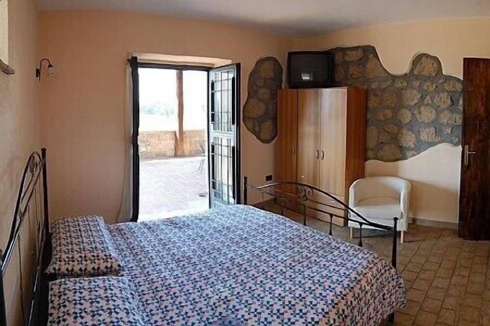 Photo of Bedroom in Tarano