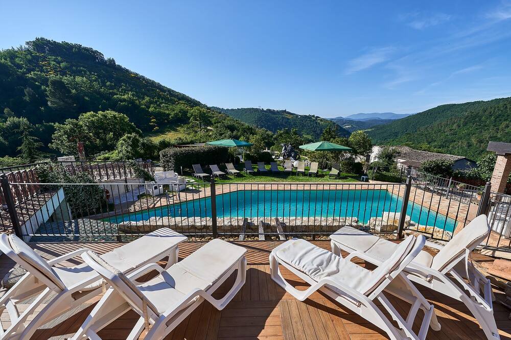 Photo of Outdoor in Strettura
