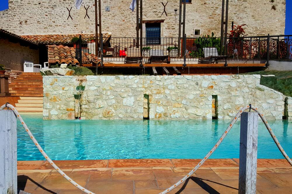 Photo of Outdoor in Strettura