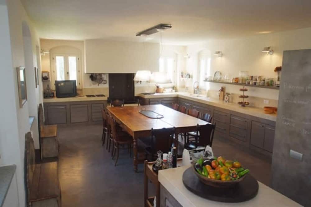 Photo of Kitchen in Capalbio