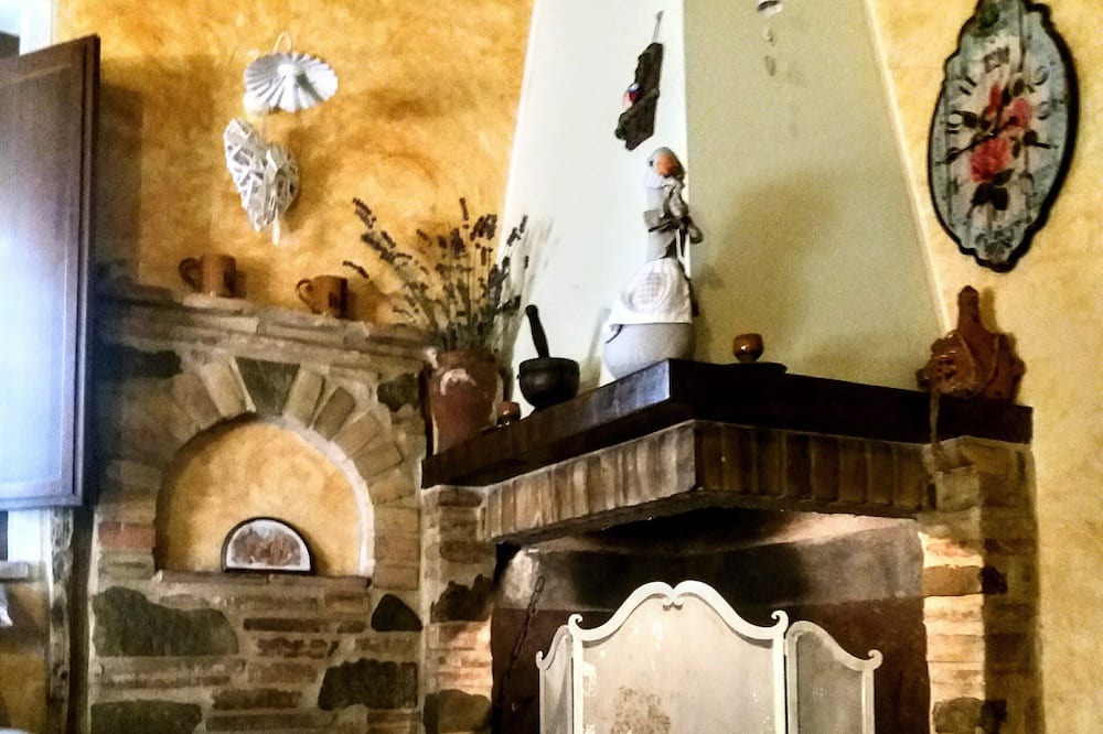 Photo of Bedroom in Collemancio