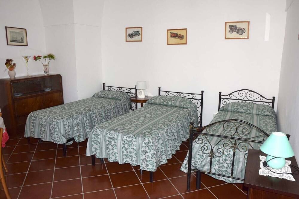 Photo of Bedroom in Alezio