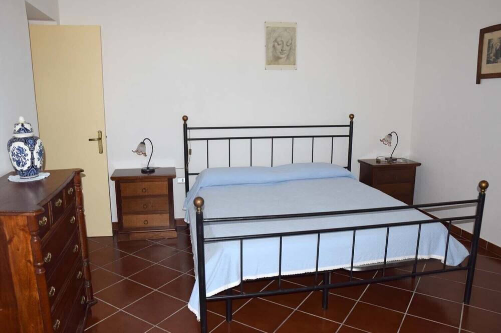 Photo of Bedroom in Alezio
