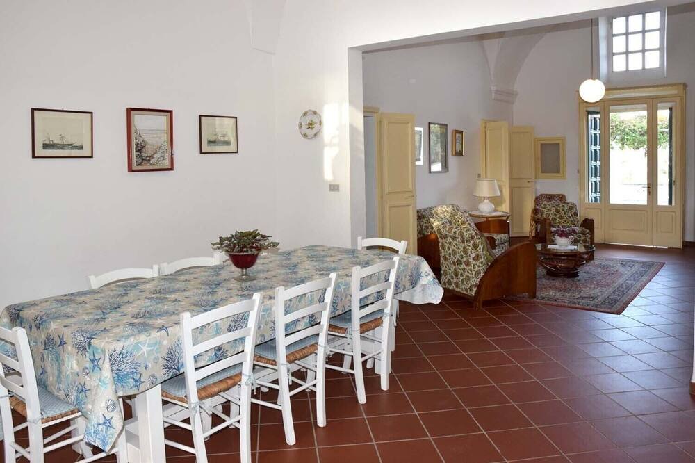 Photo of Livingroom in Alezio