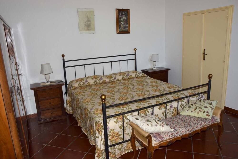 Photo of Bedroom in Alezio
