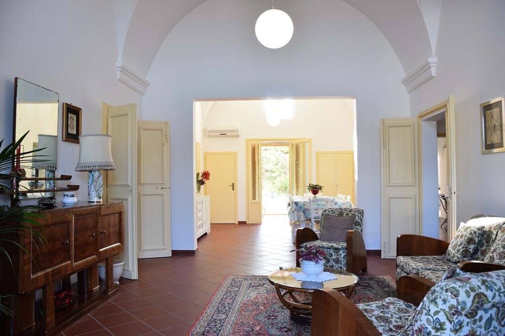 Photo of Livingroom in Alezio