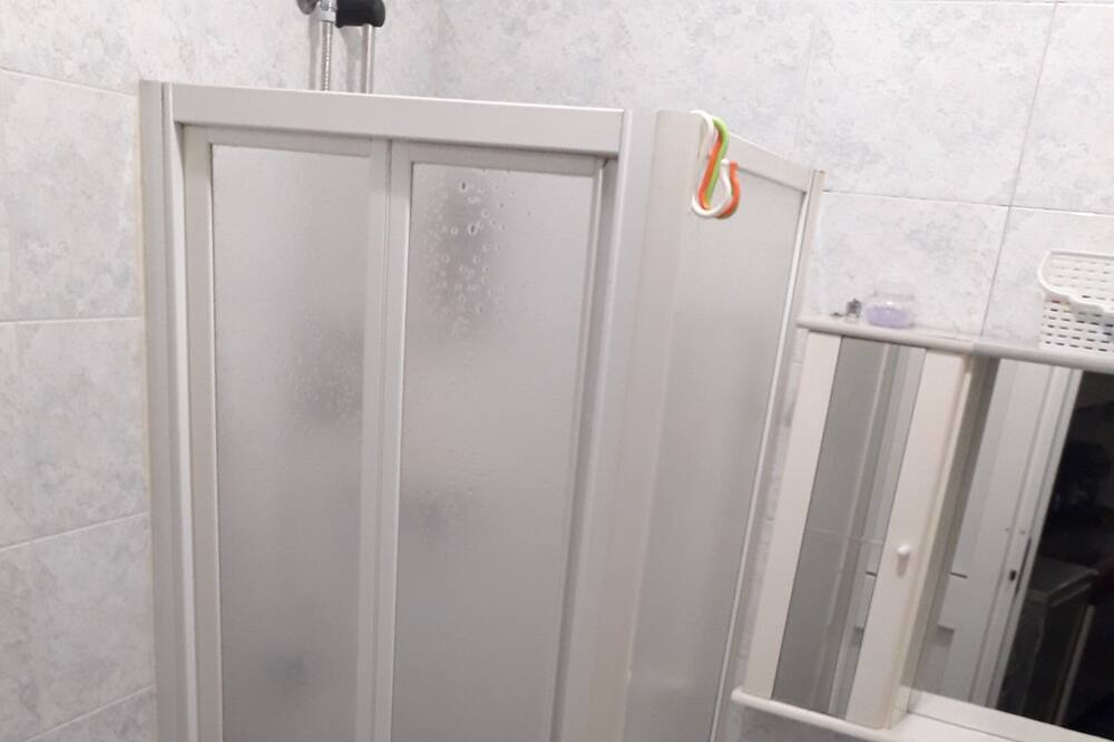 Photo of Bathroom in Massafra